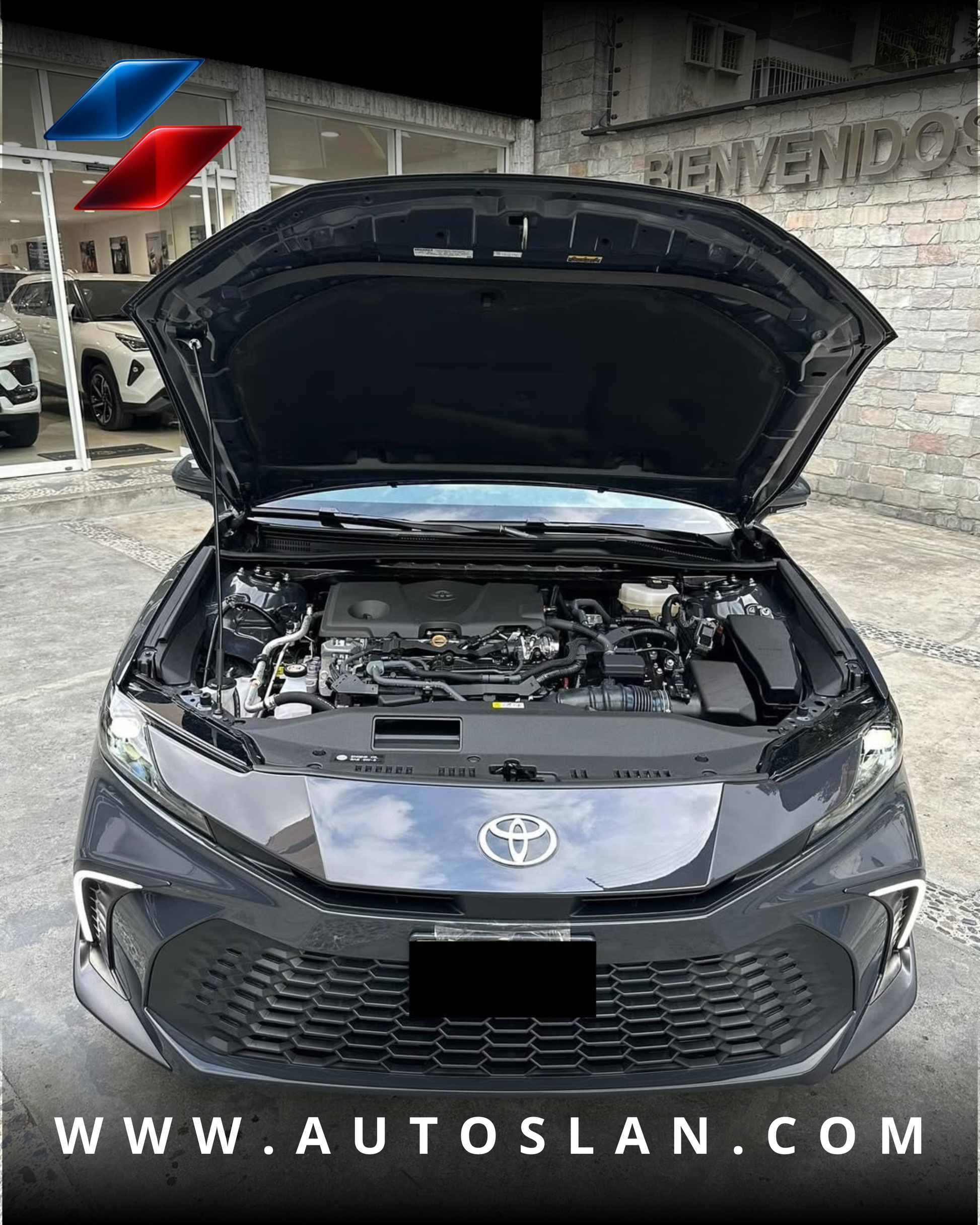 TOYOTA CAMRY SE 2025