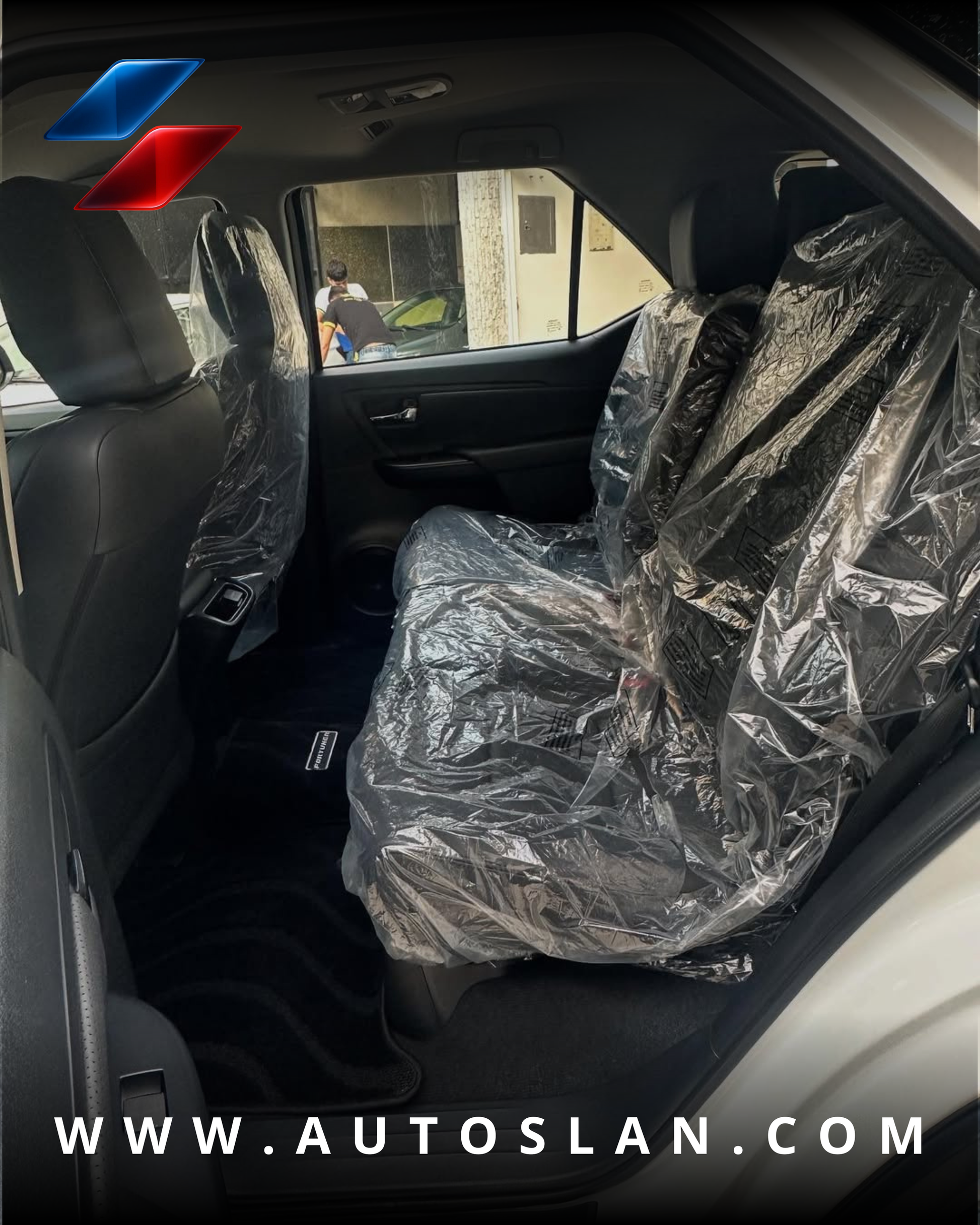 TOYOTA FORTUNER SRX 2025