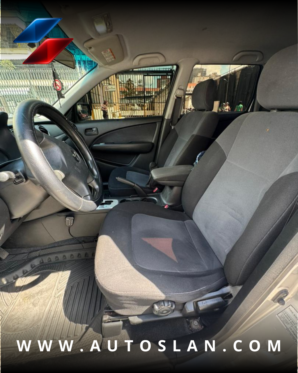 MITSUBISHI OUTLANDER 2007