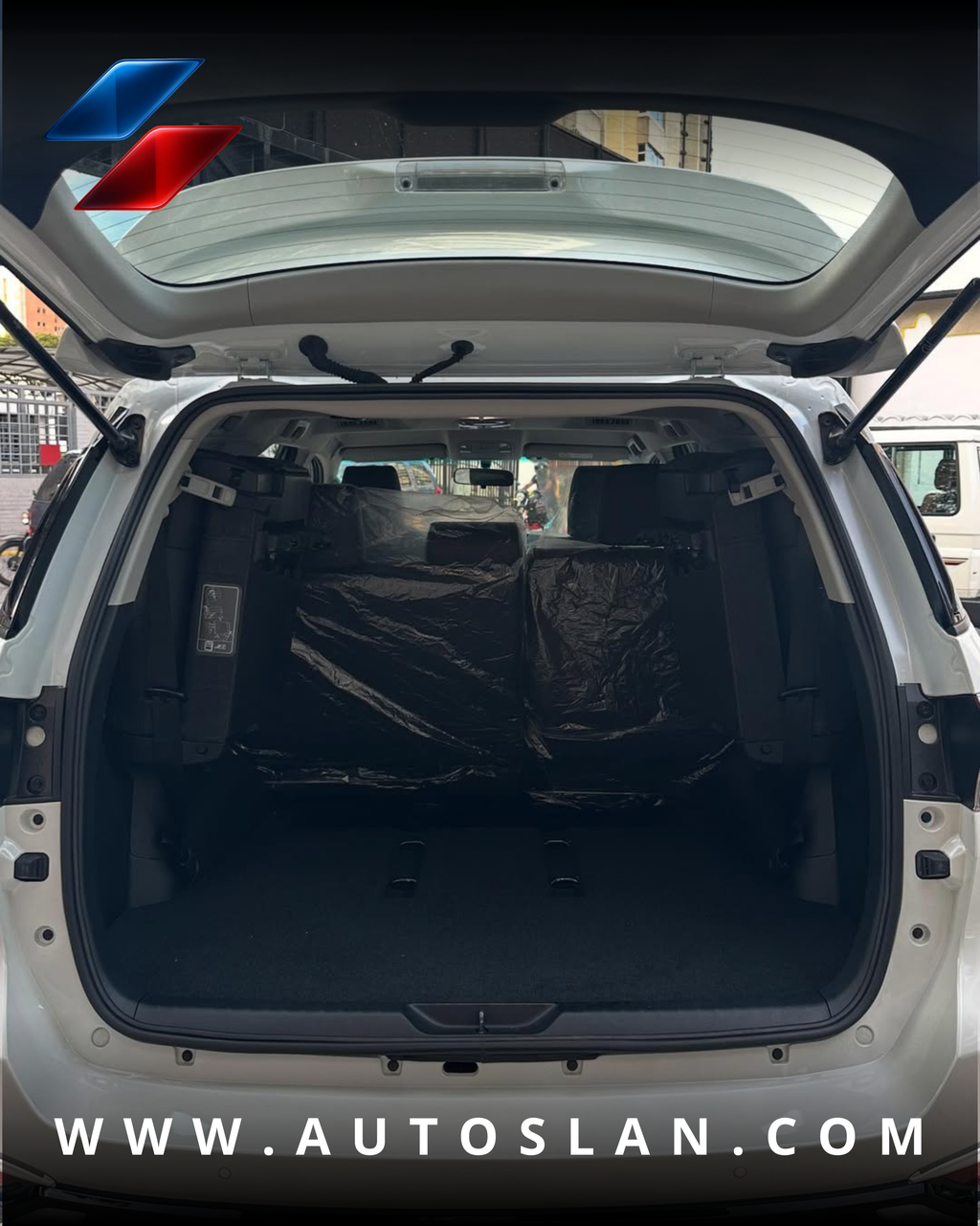 TOYOTA FORTUNER SRX 2025