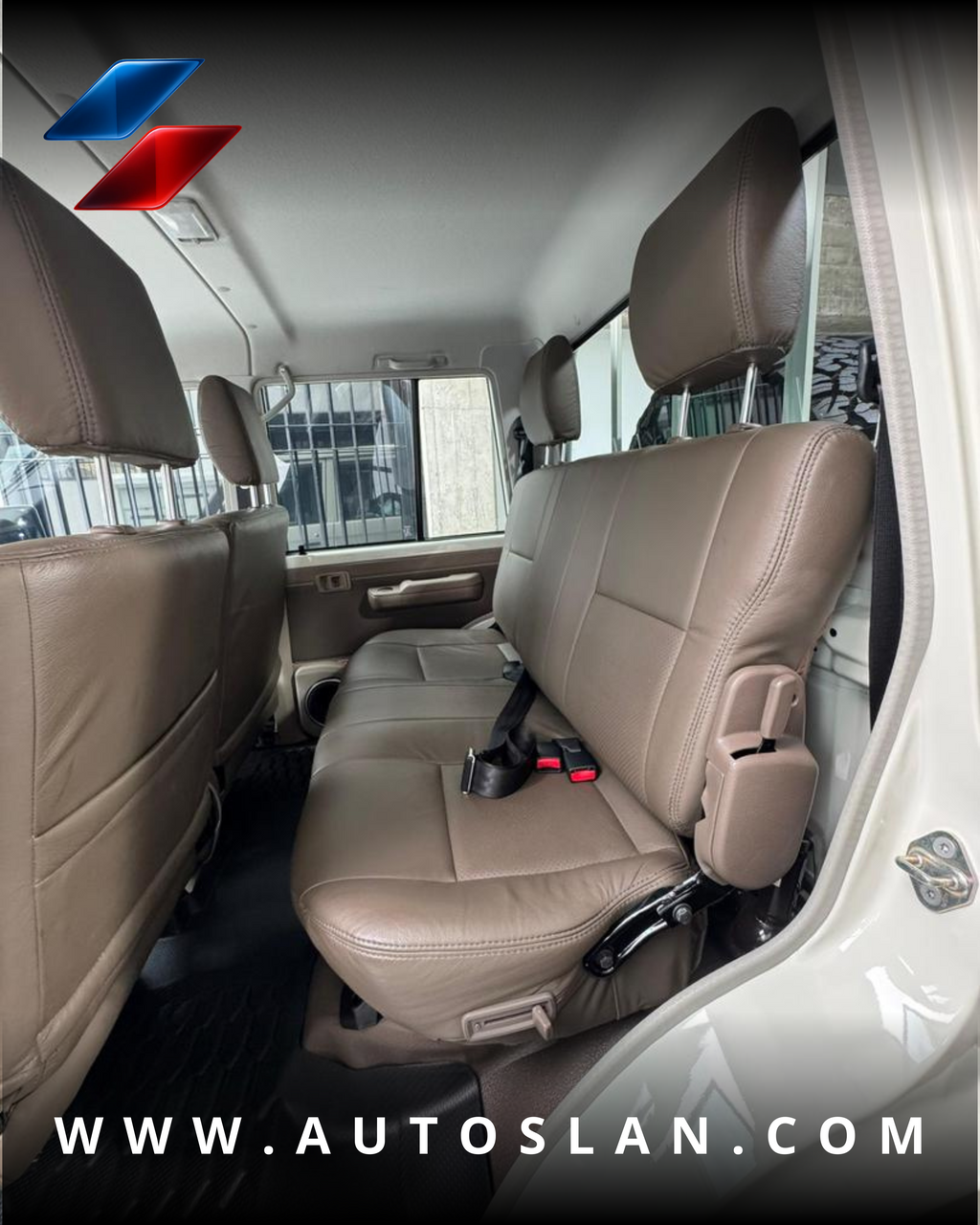 TOYOTA LAND CRUISER SERIE 79 2023