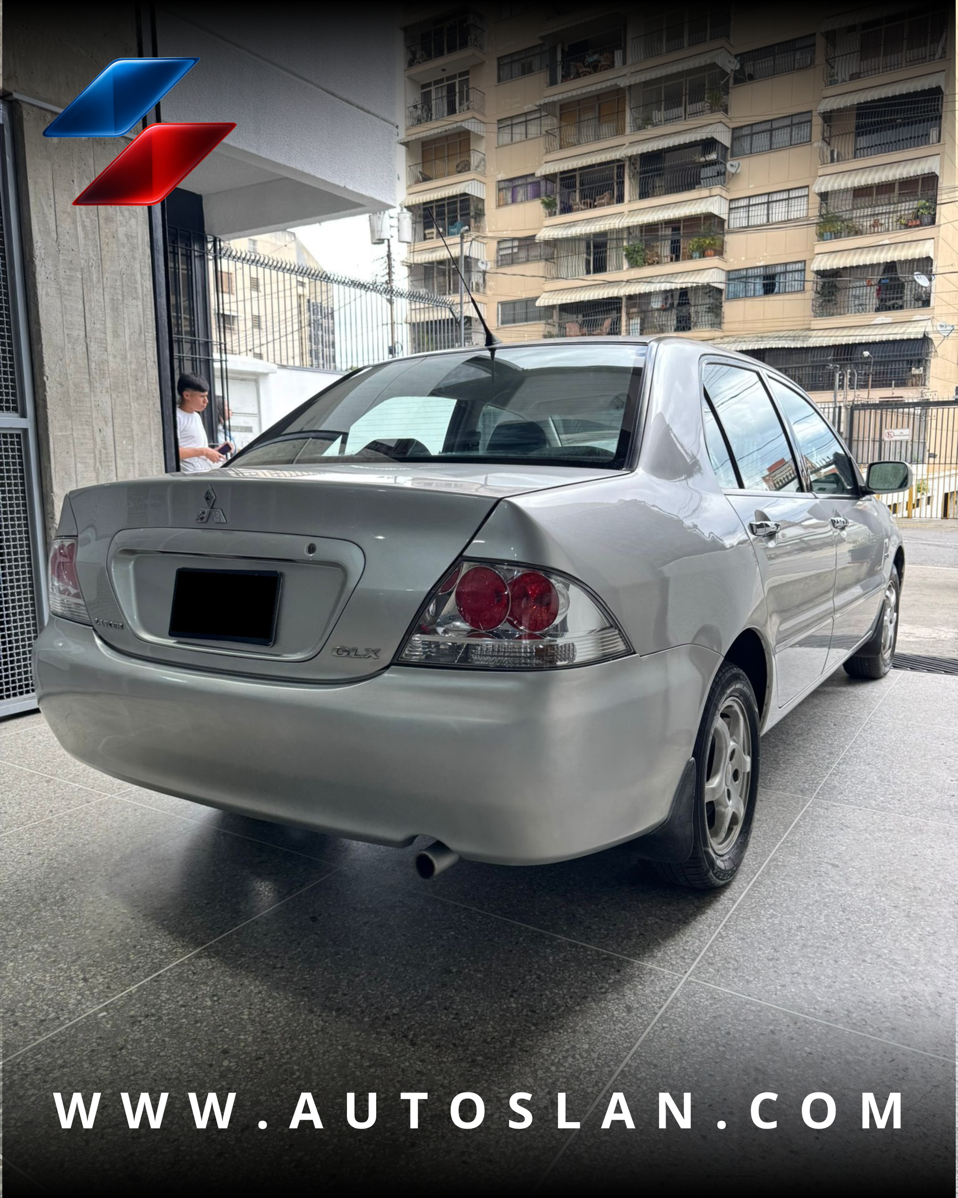 MITSUBISHI LANCER GLX 2011