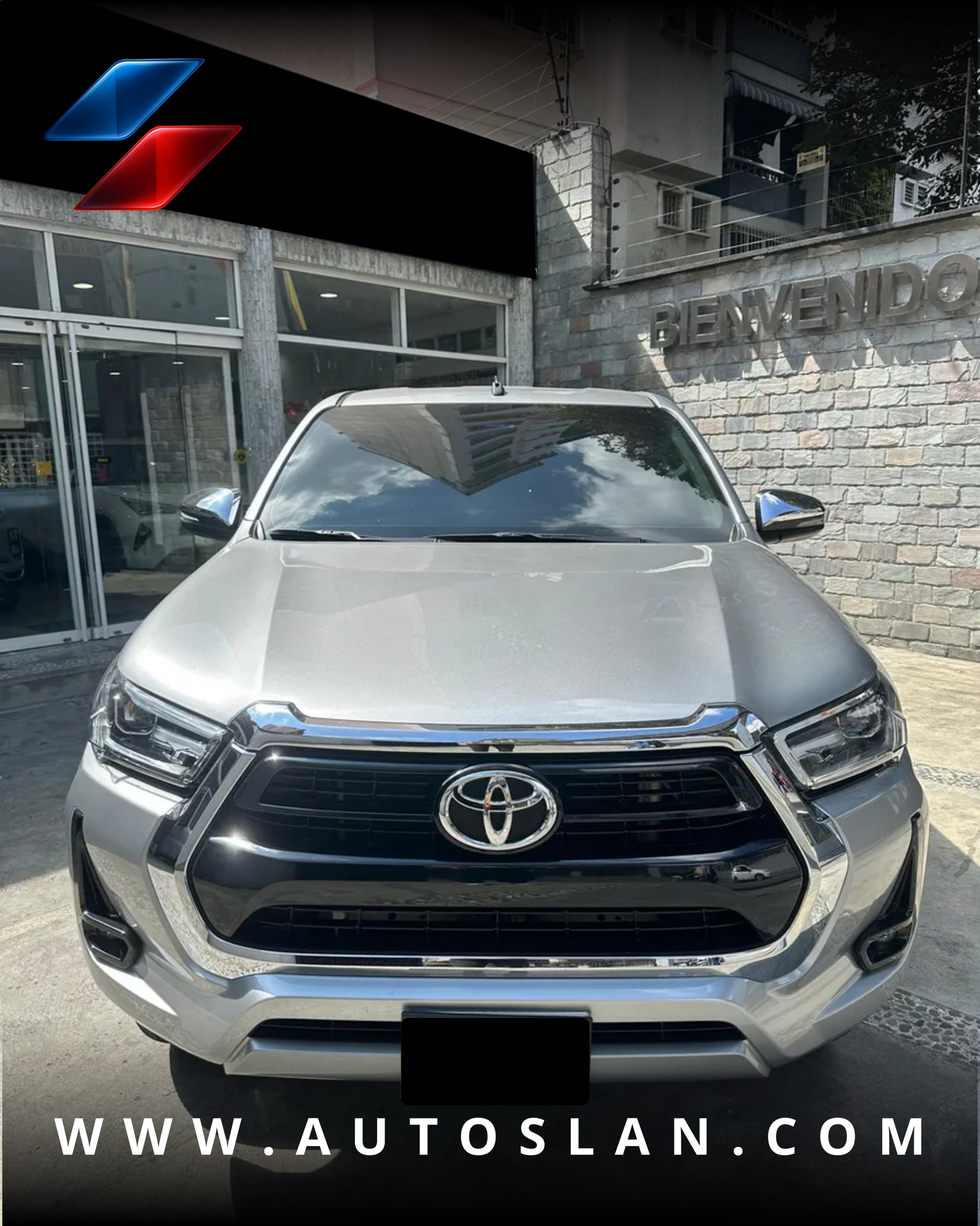 TOYOTA HILUX SRX 2024