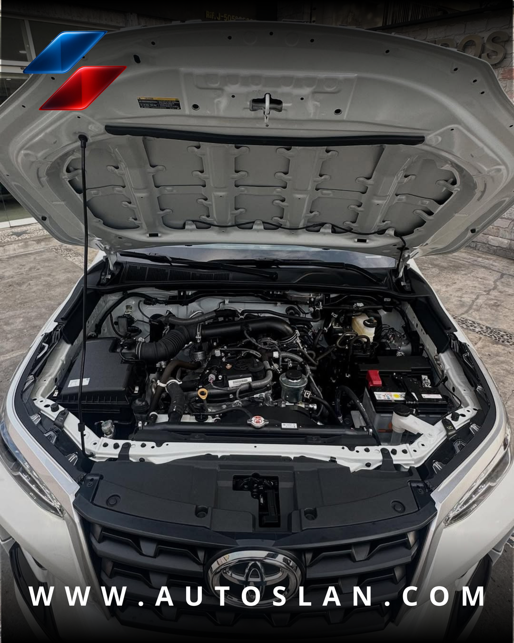 TOYOTA FORTUNER SRX 2025