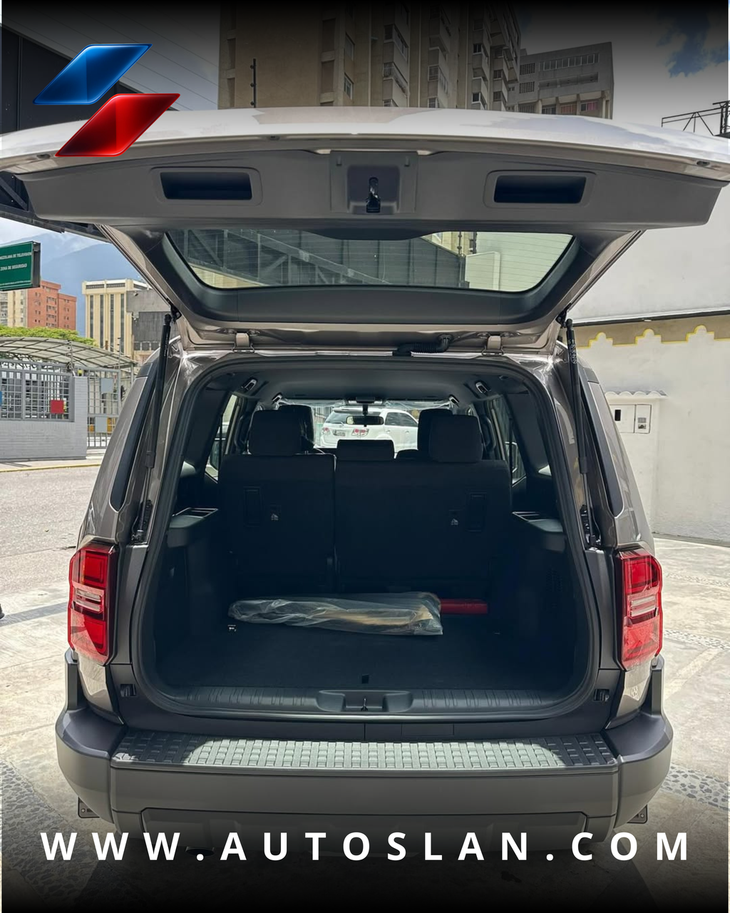 TOYOTA PRADO TX 2025