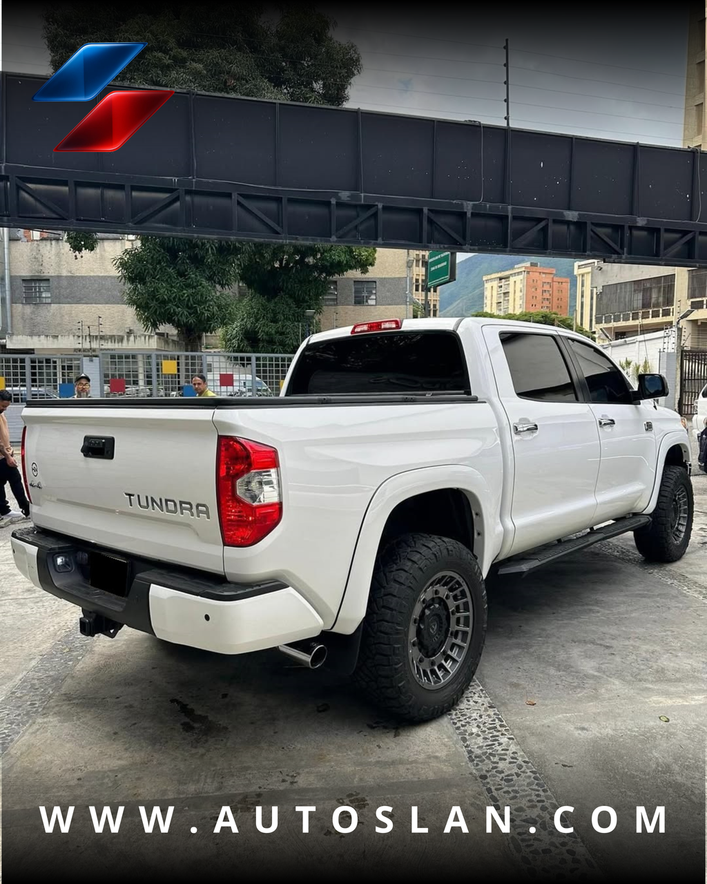 TOYOTA TUNDRA 2016