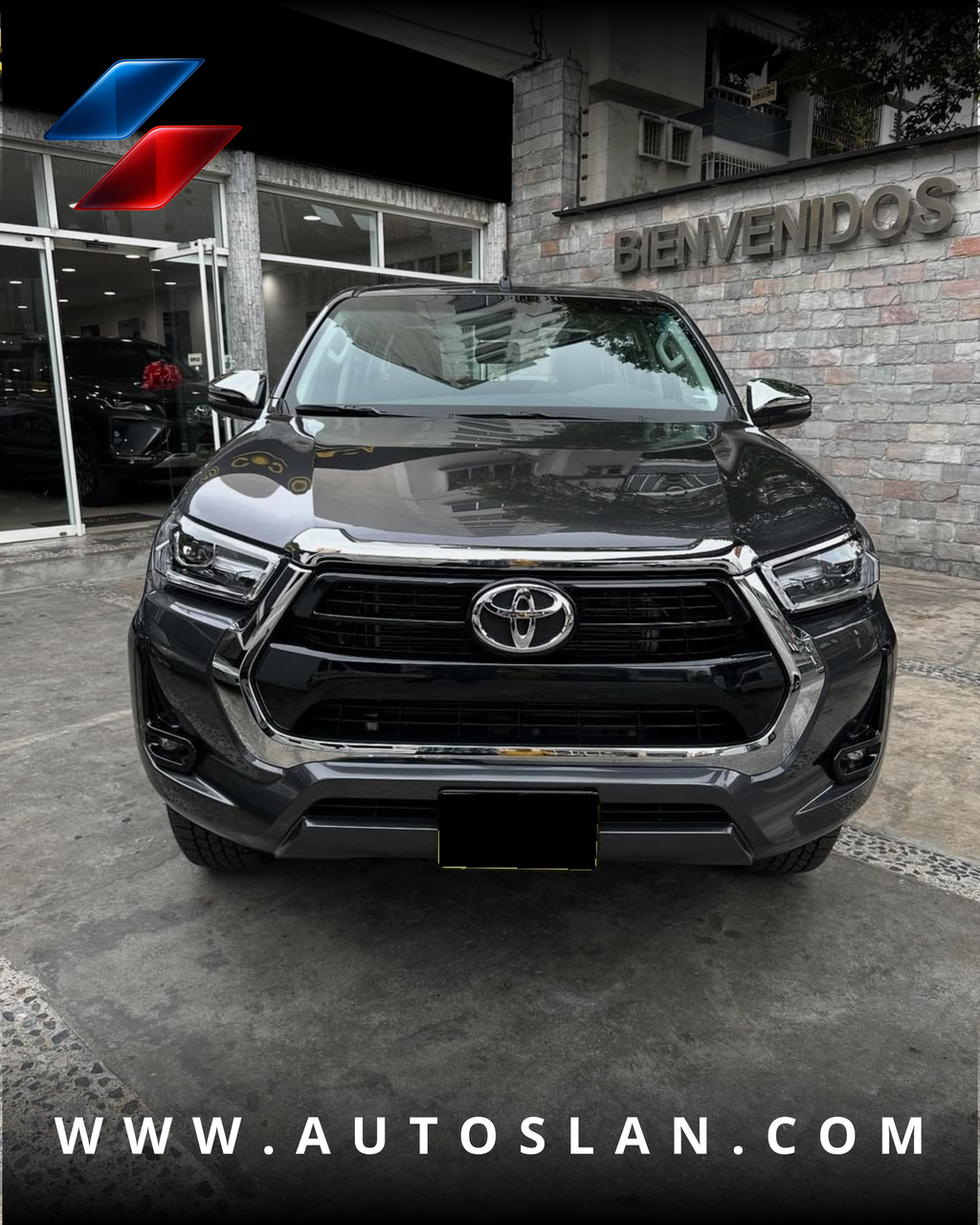 TOYOTA HILUX 2025