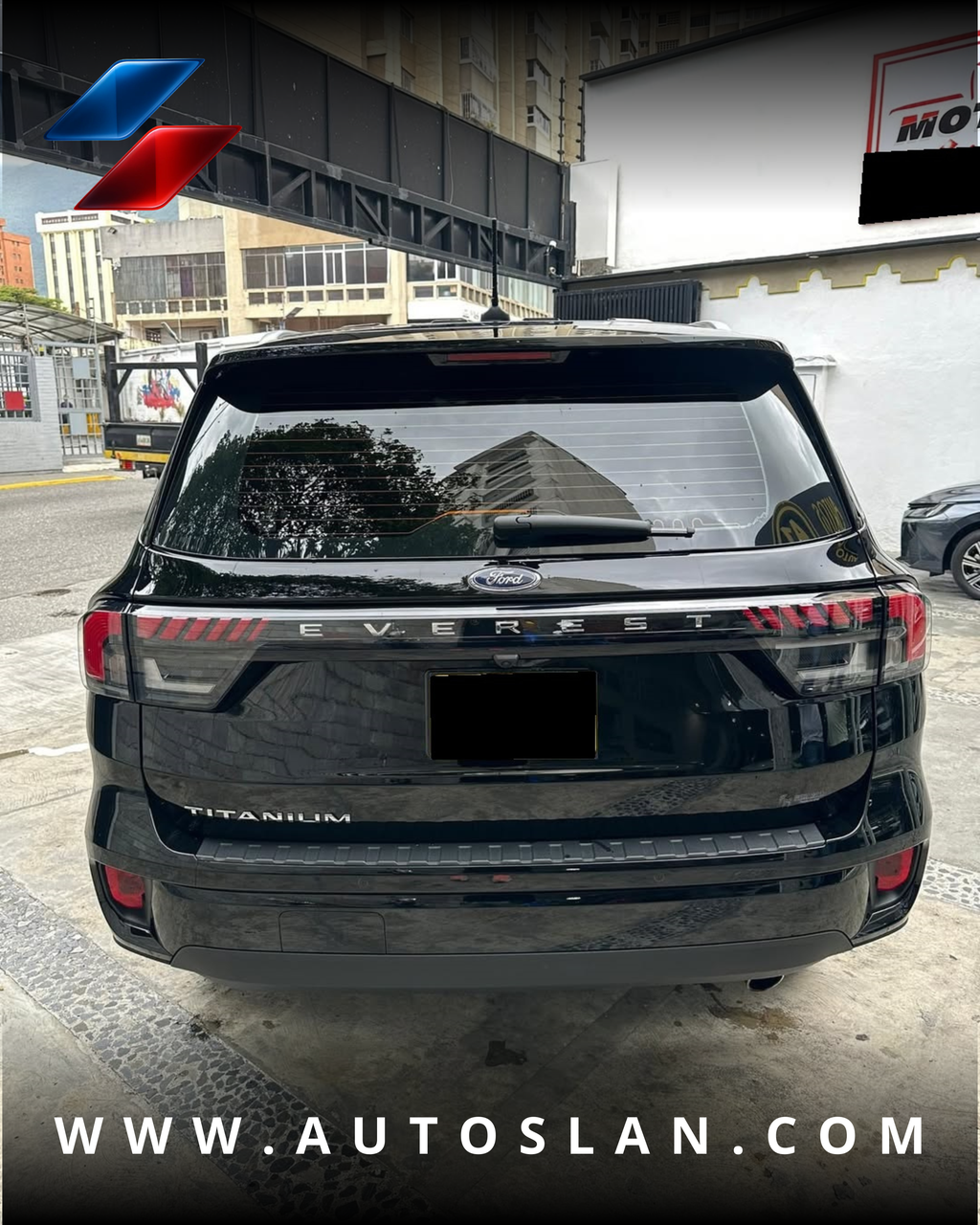 FORD EVEREST TITANIUM 2025