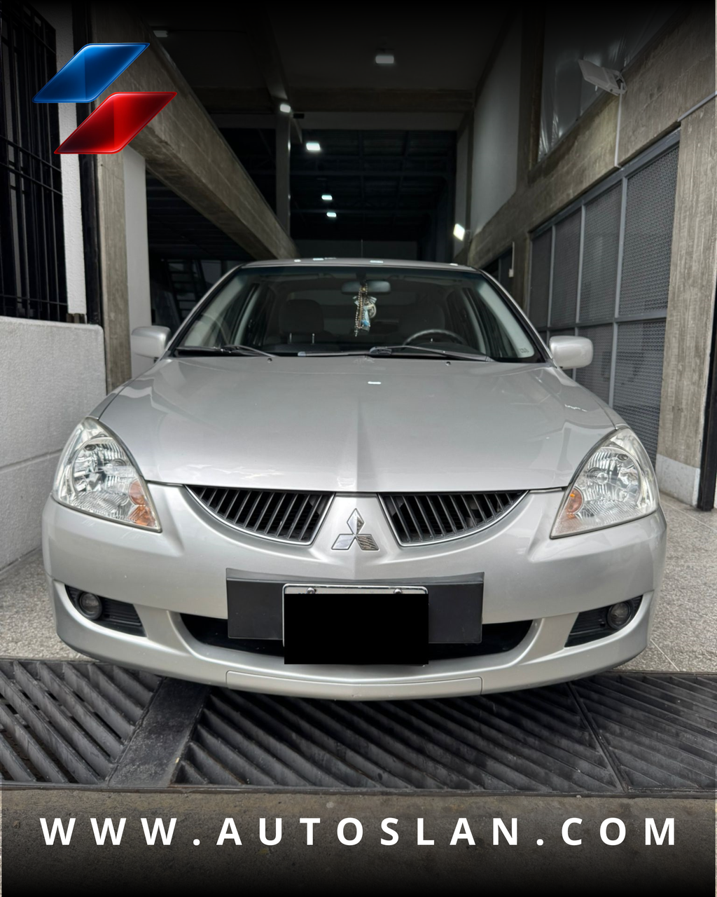 MITSUBISHI LANCER GLX 2011