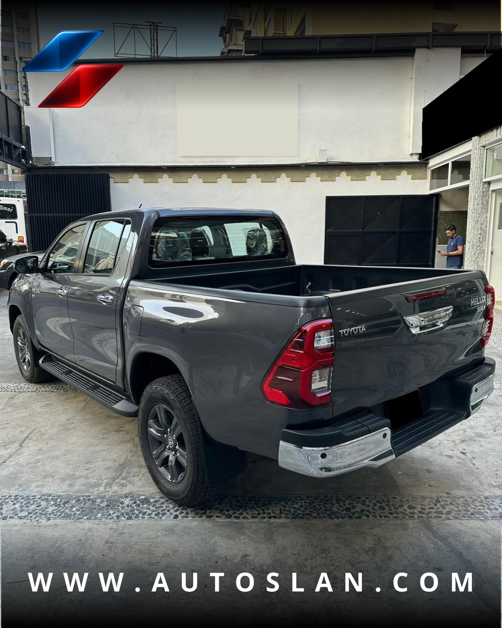 TOYOTA HILUX 2025