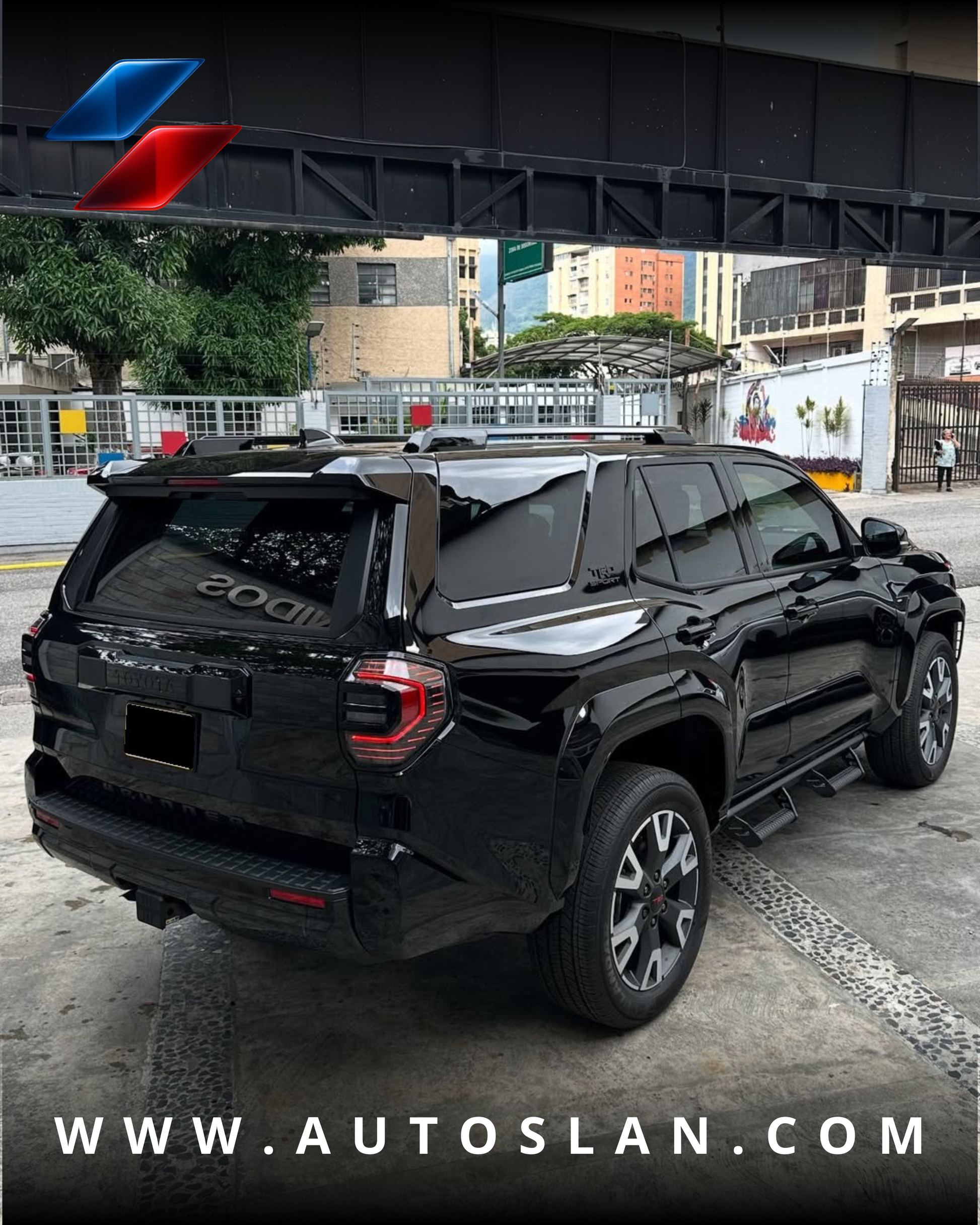 TOYOTA 4RUNNER TRD SPORT 2025