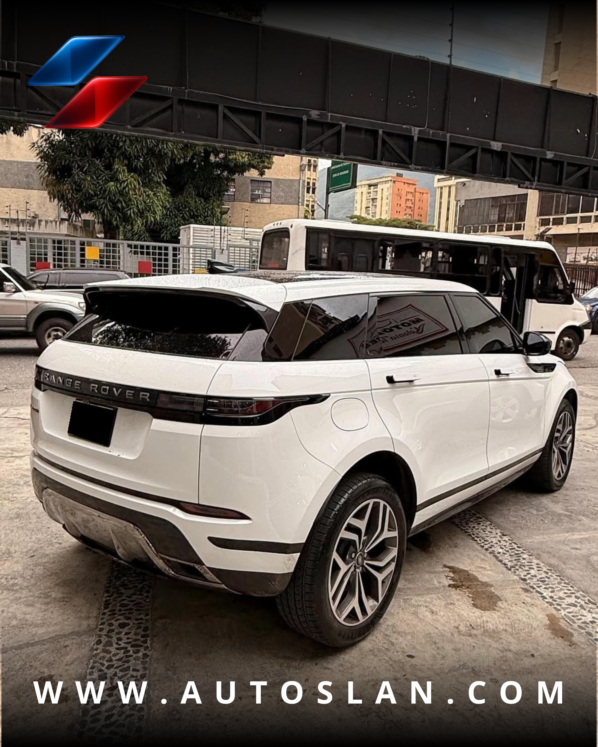 LAND ROVER EVOQUE 2025