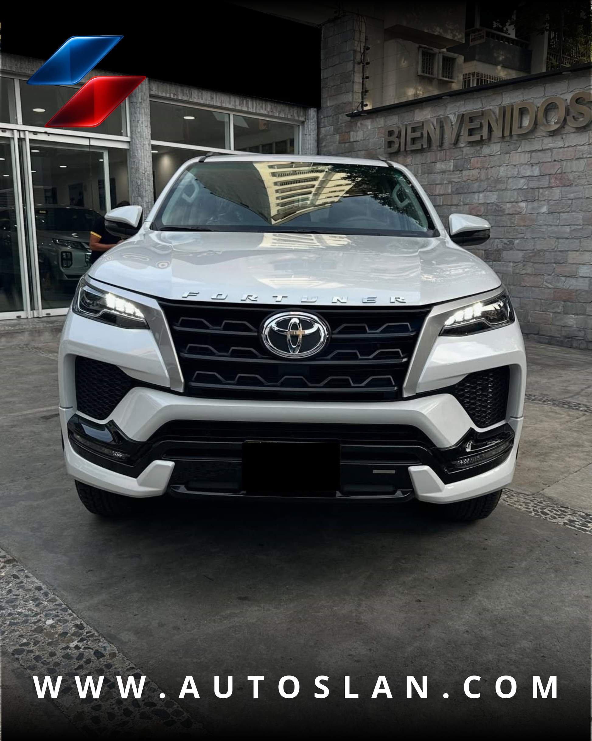 TOYOTA FORTUNER SRX 2025