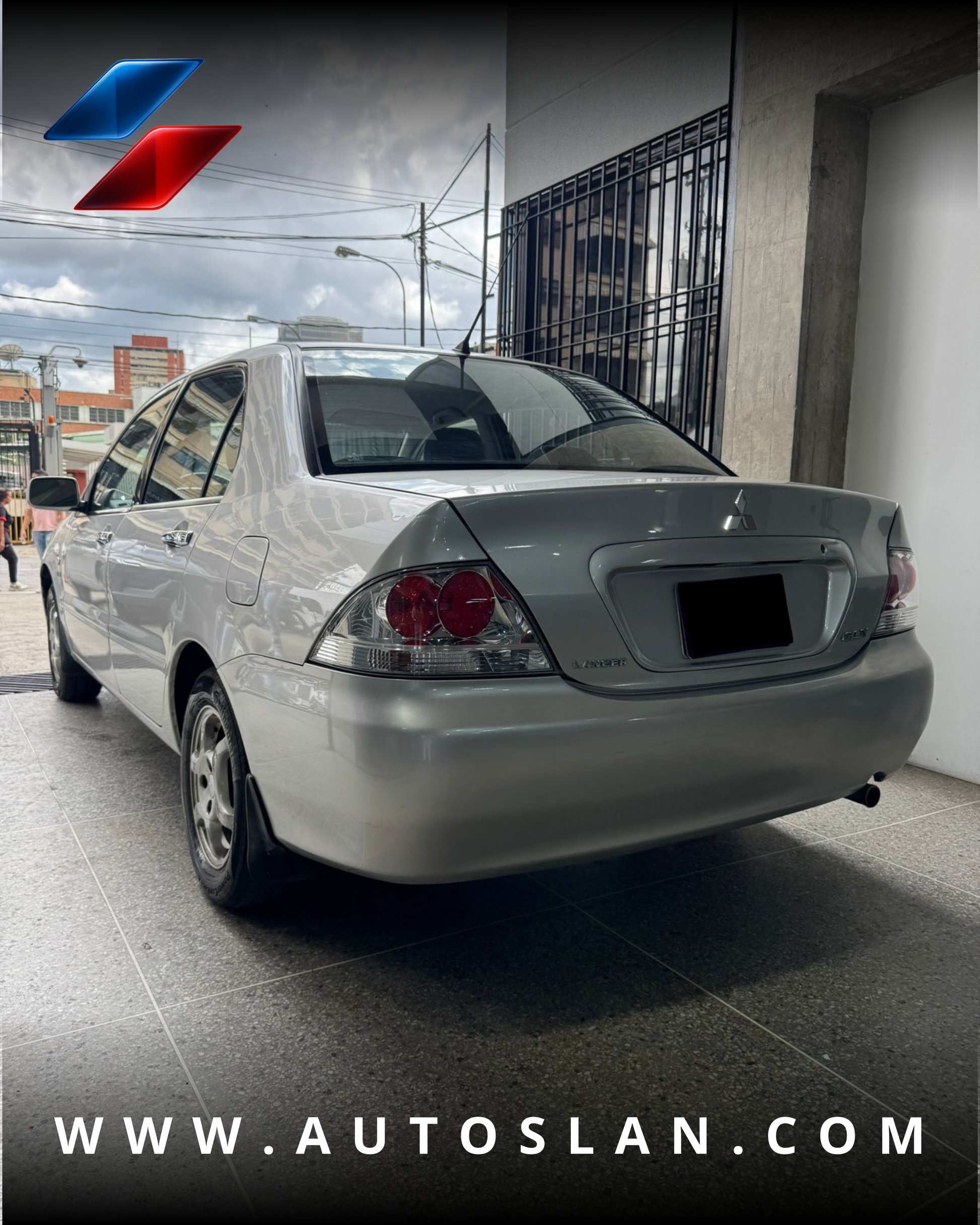 MITSUBISHI LANCER GLX 2011