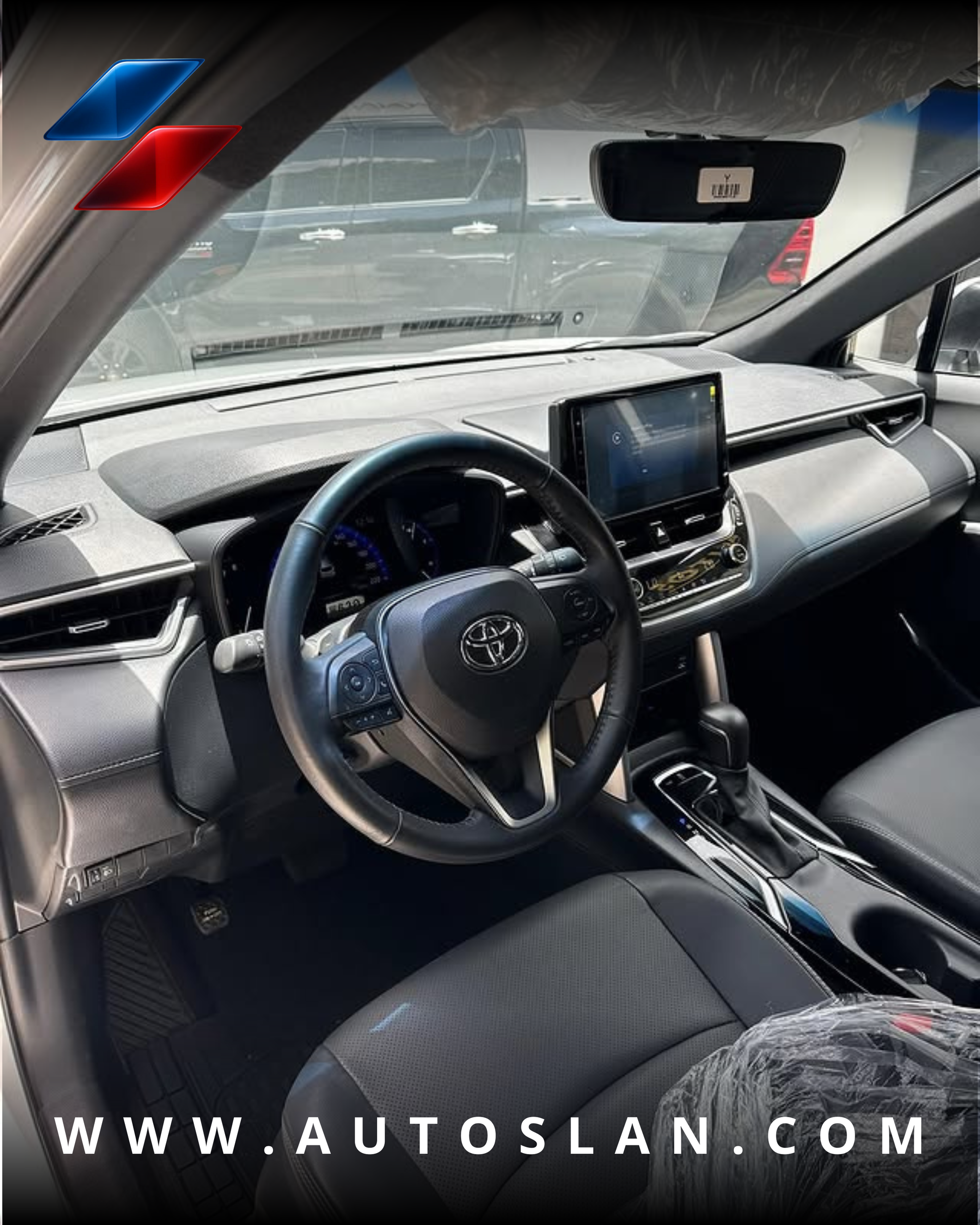 TOYOTA COROLLA CROSS 2024