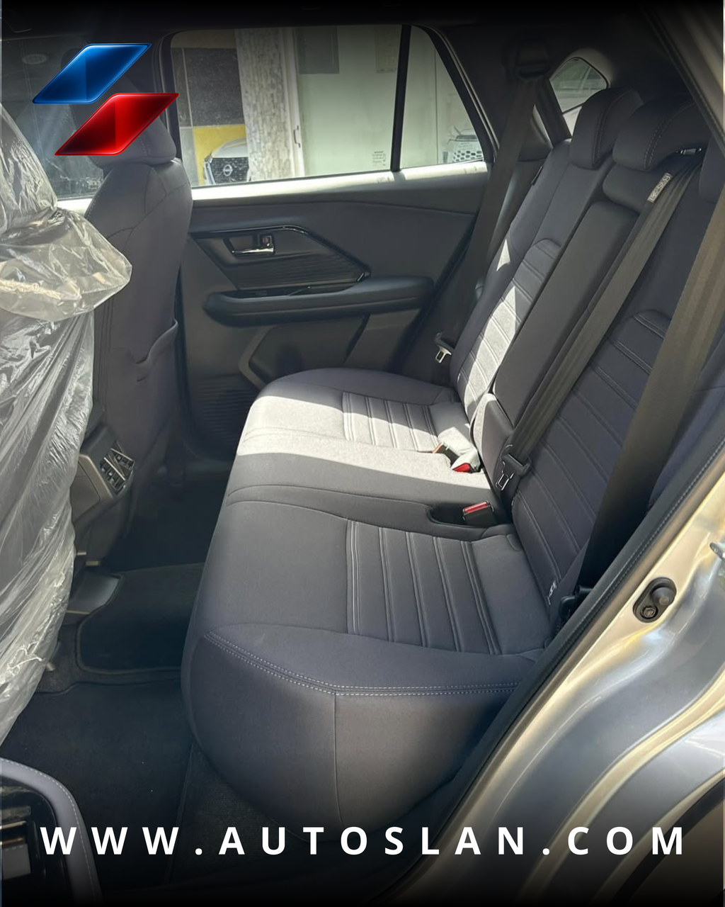 TOYOTA YARIS CROSS 2025