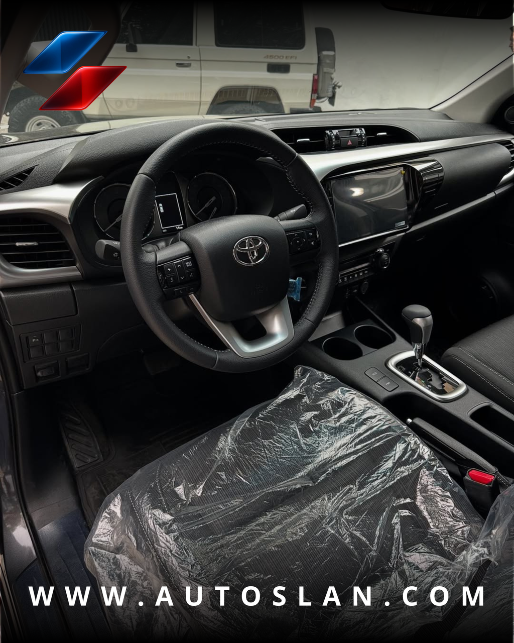TOYOTA HILUX 2025