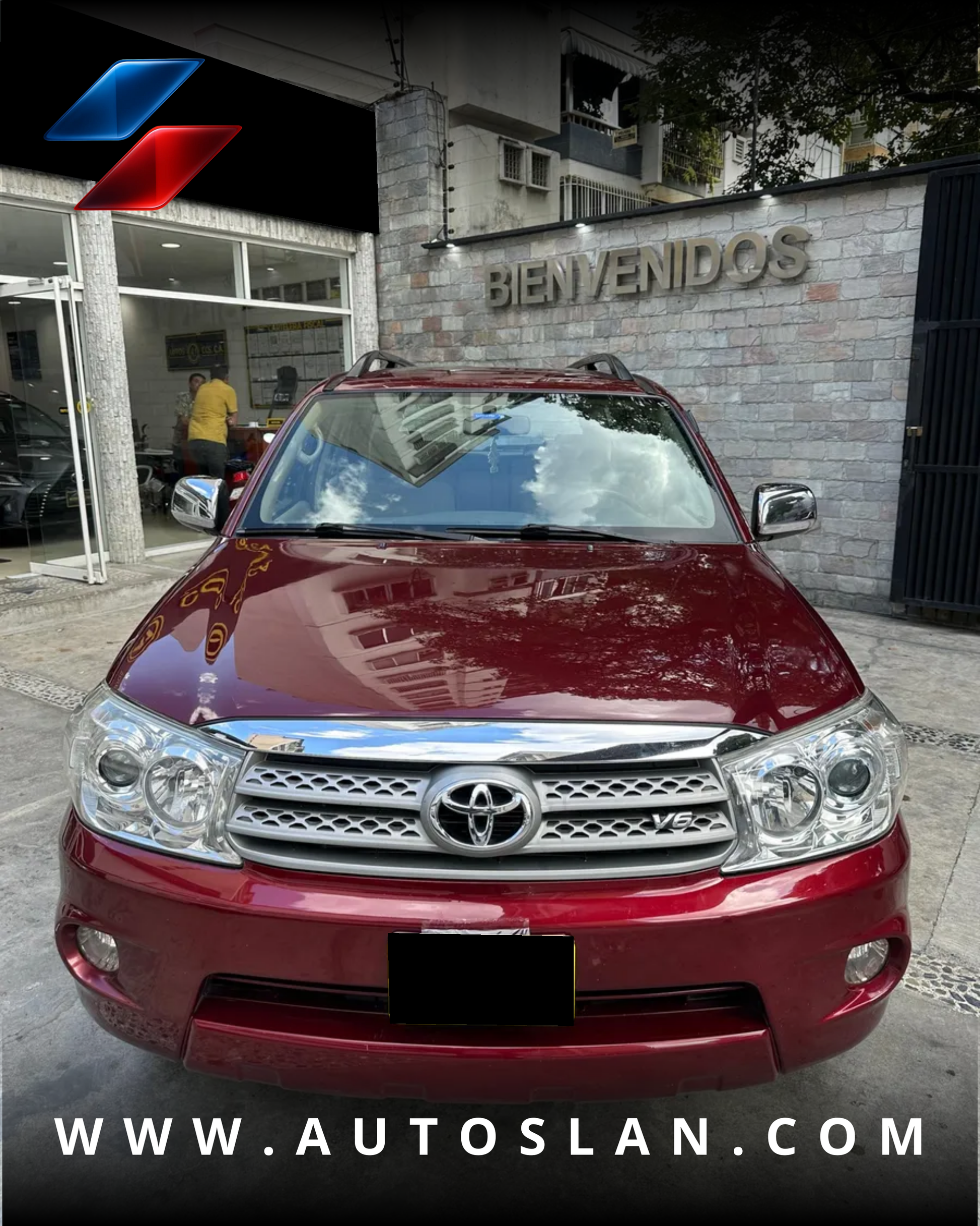 TOYOTA FORTUNER SR 2011