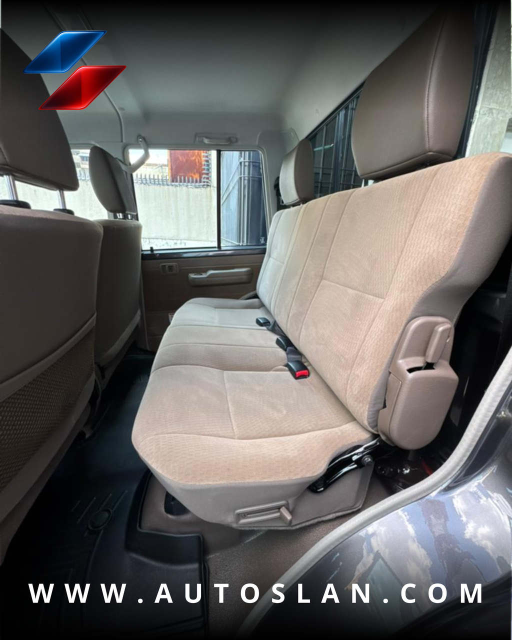 TOYOTA LAND CRUISER SERIE 79 2024