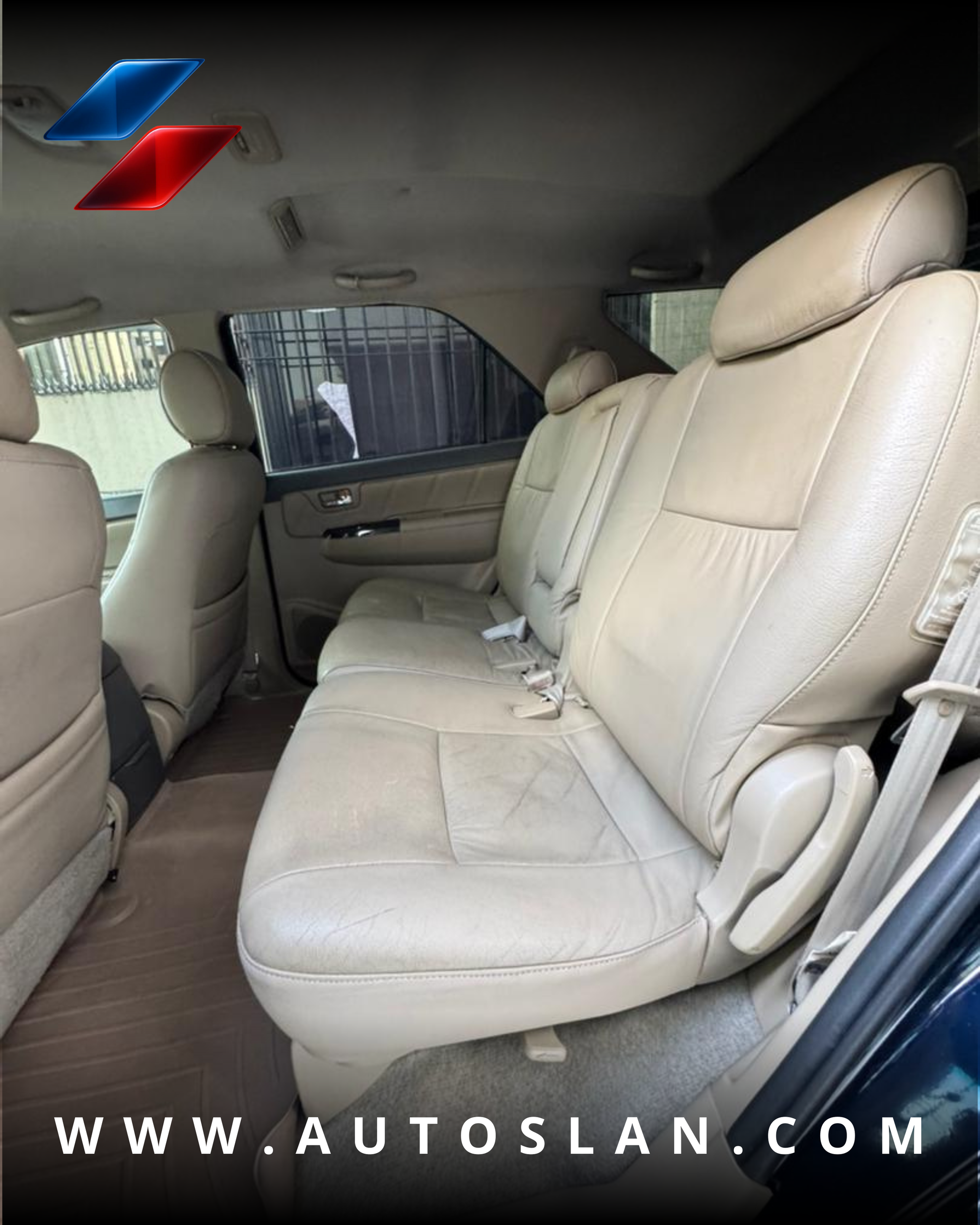 TOYOTA FORTUNER 2014