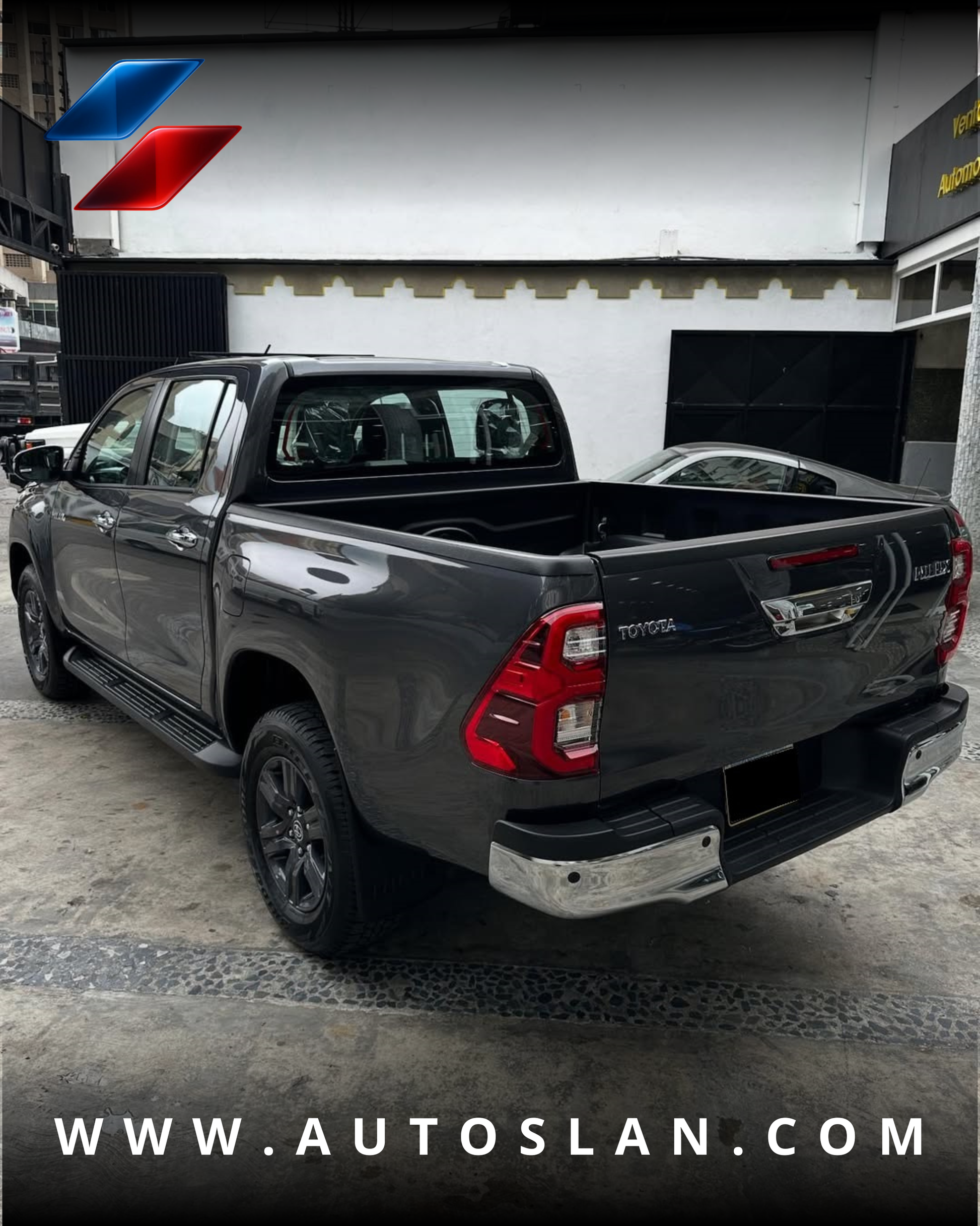 TOYOTA HILUX 2025