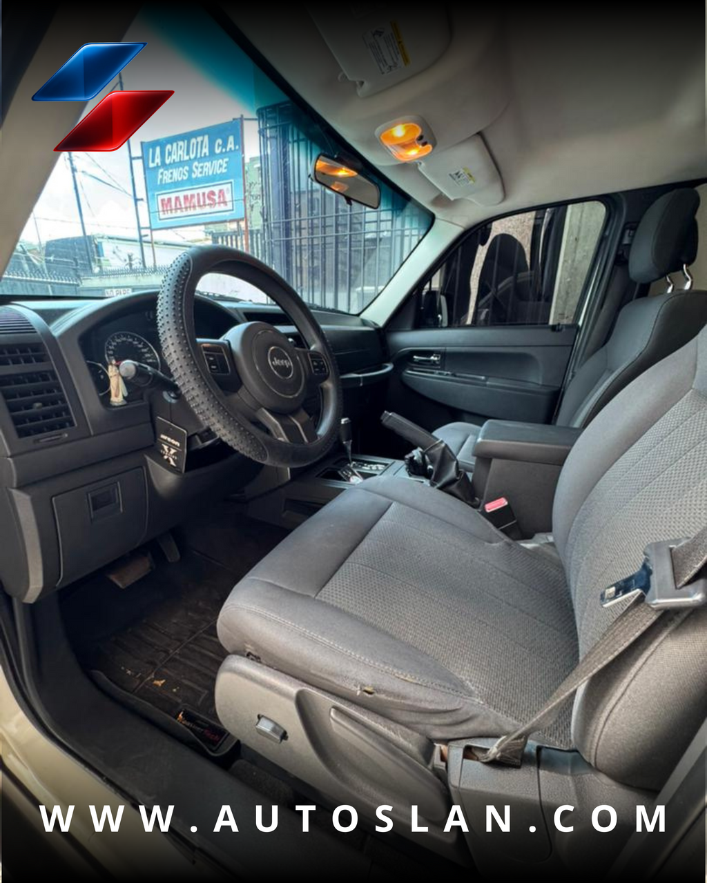 JEEP CHEROKEE SPORT 2011