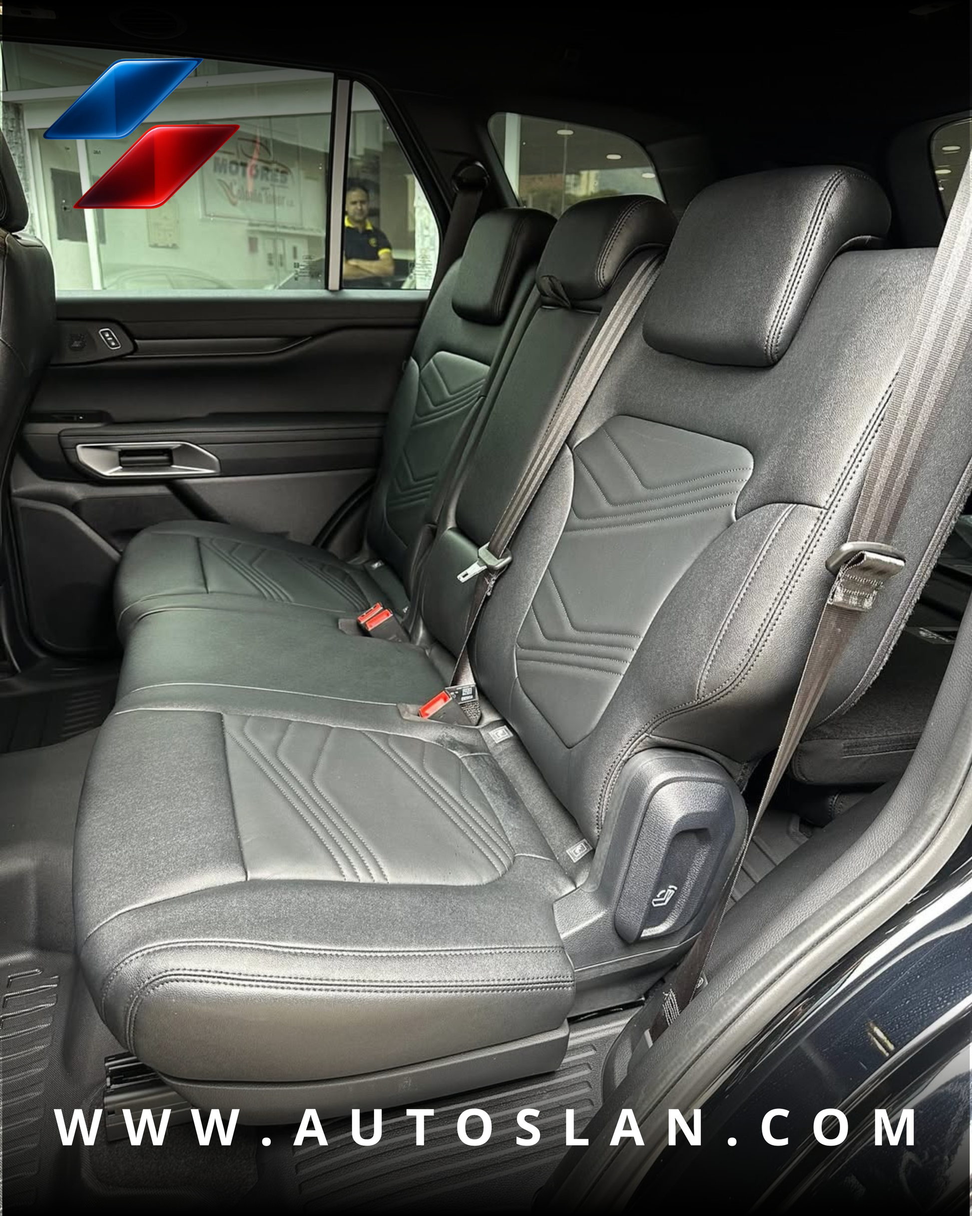 FORD EVEREST TITANIUM 2025