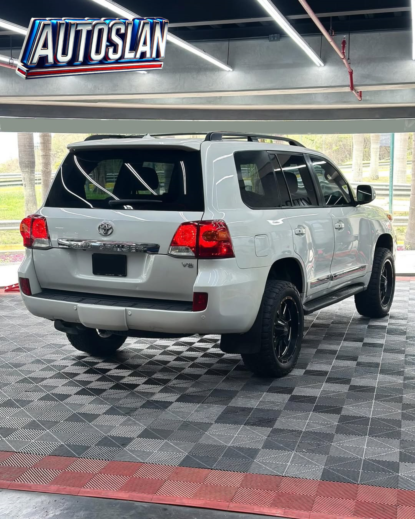 Toyota Land Cruiser 200 2015