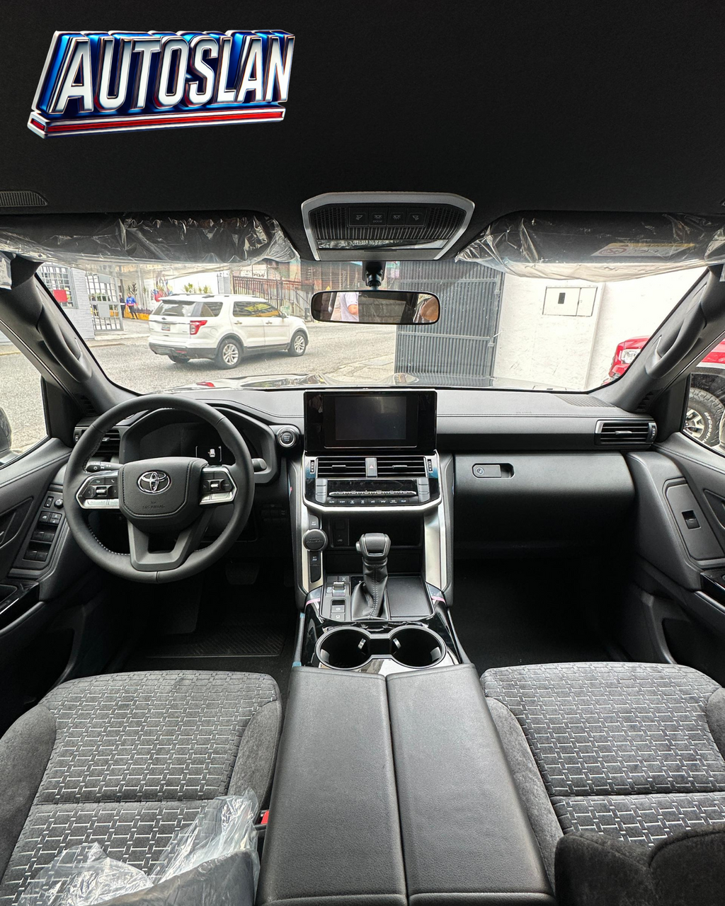 Toyota LC 300 2025