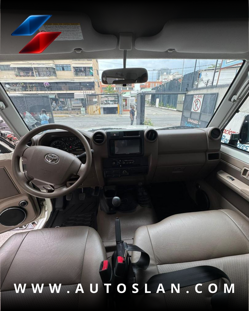 TOYOTA LAND CRUISER SERIE 79 2023