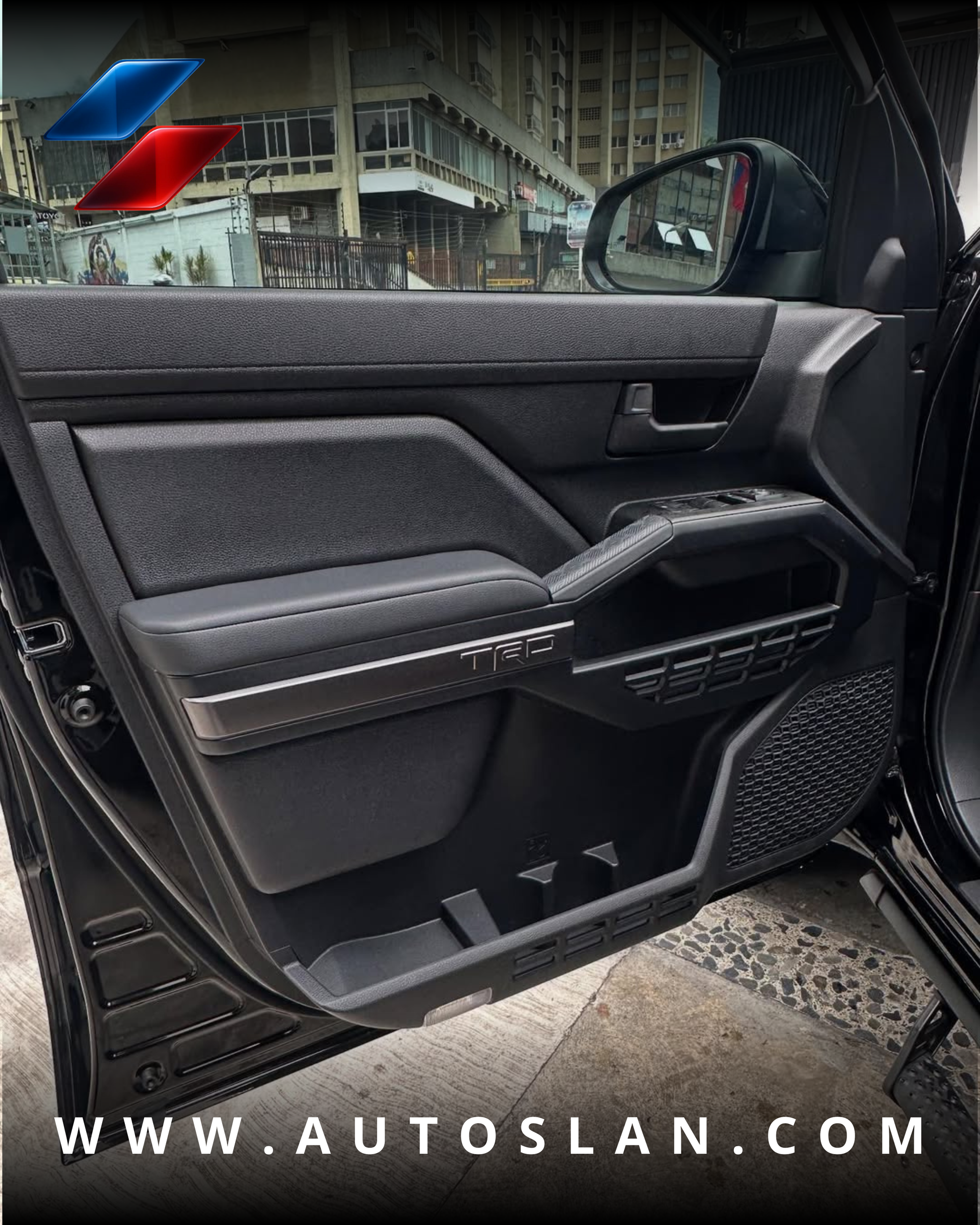 TOYOTA 4RUNNER TRD SPORT 2025