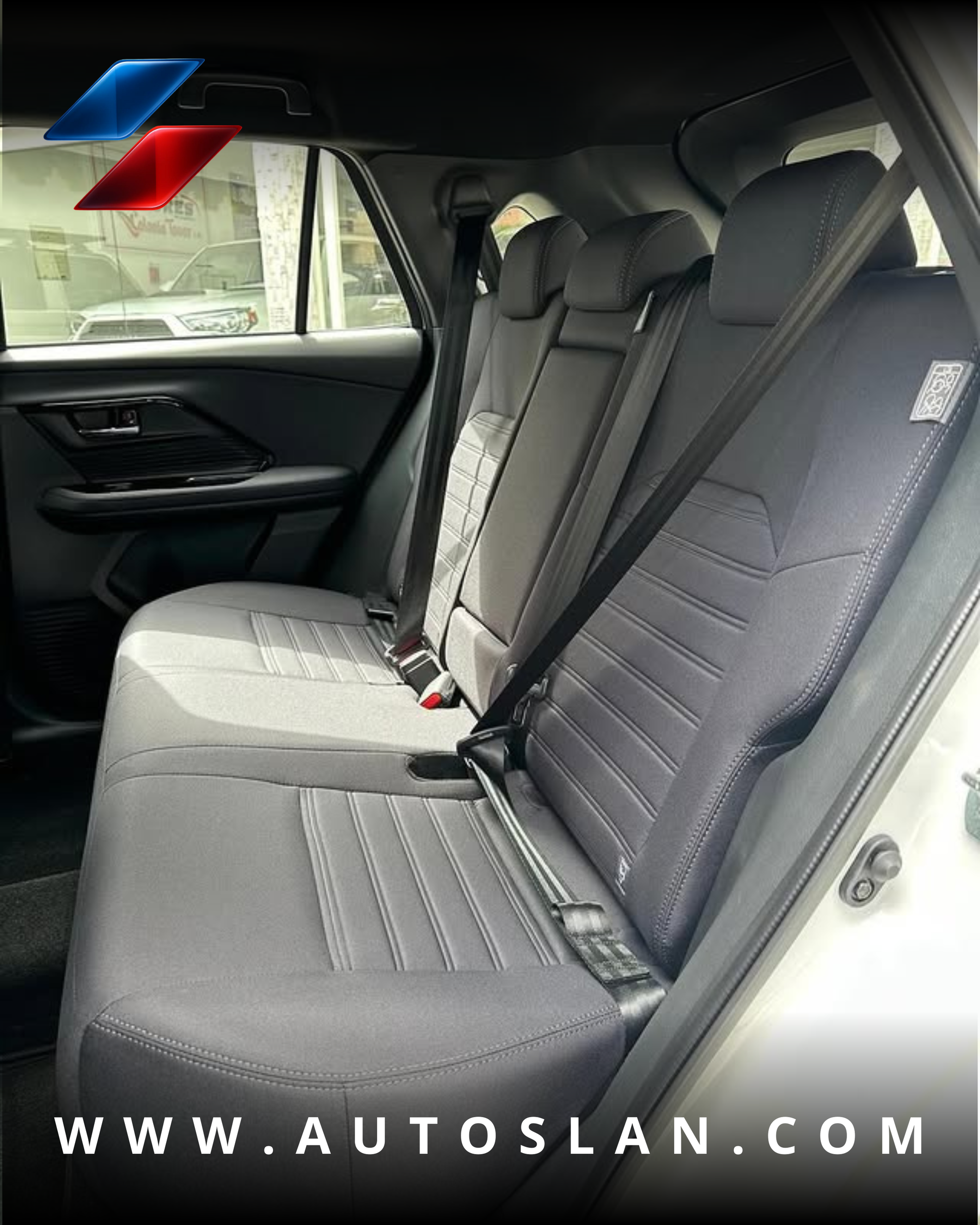 TOYOTA YARIS CROSS 2025