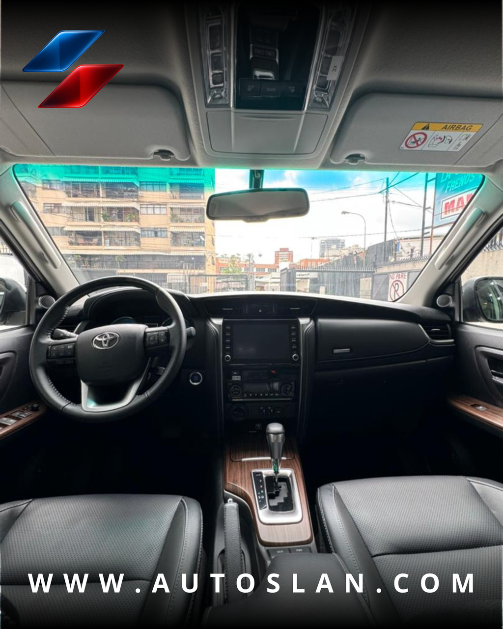 TOYOTA FORTUNER SR5 2024