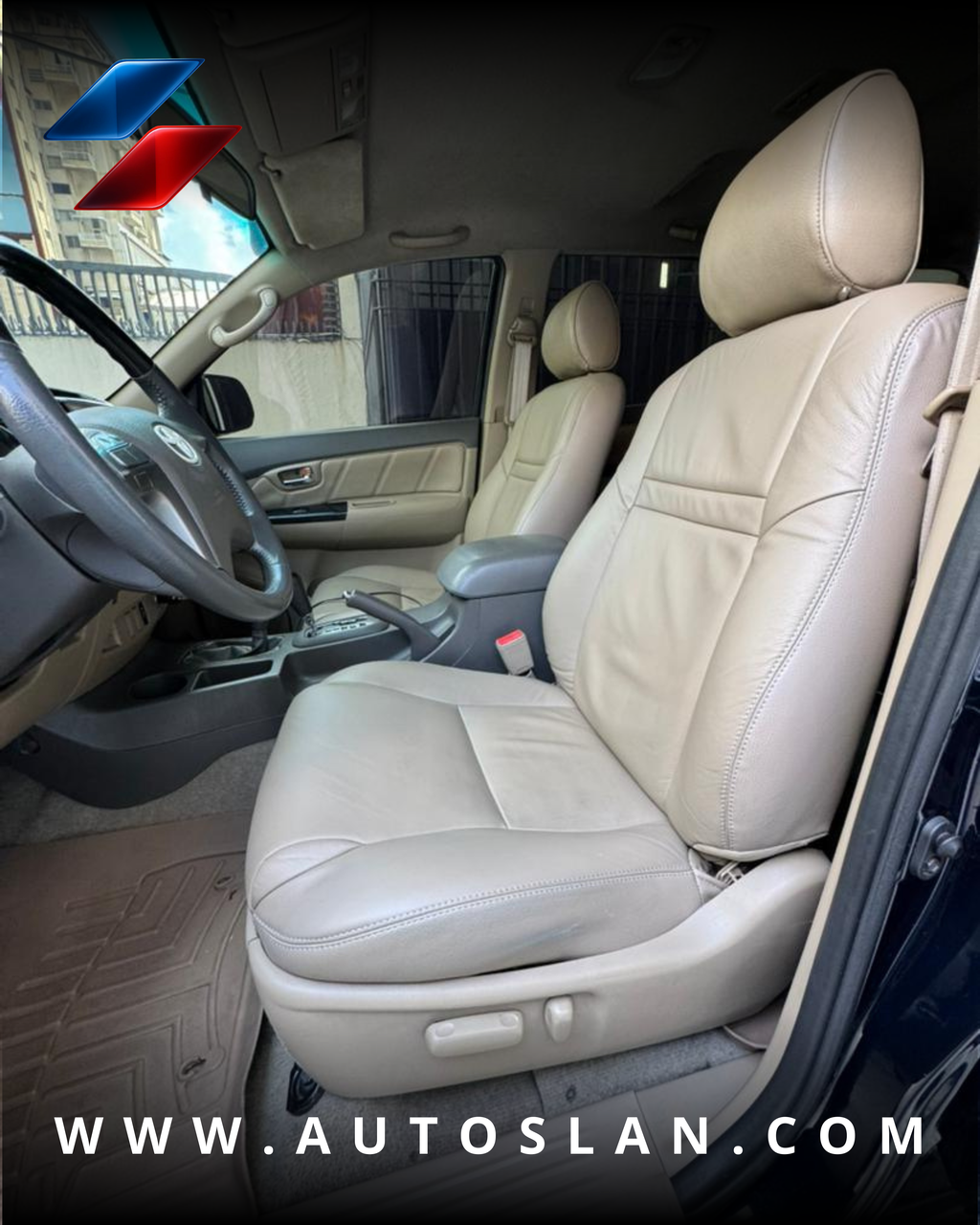 TOYOTA FORTUNER 2014