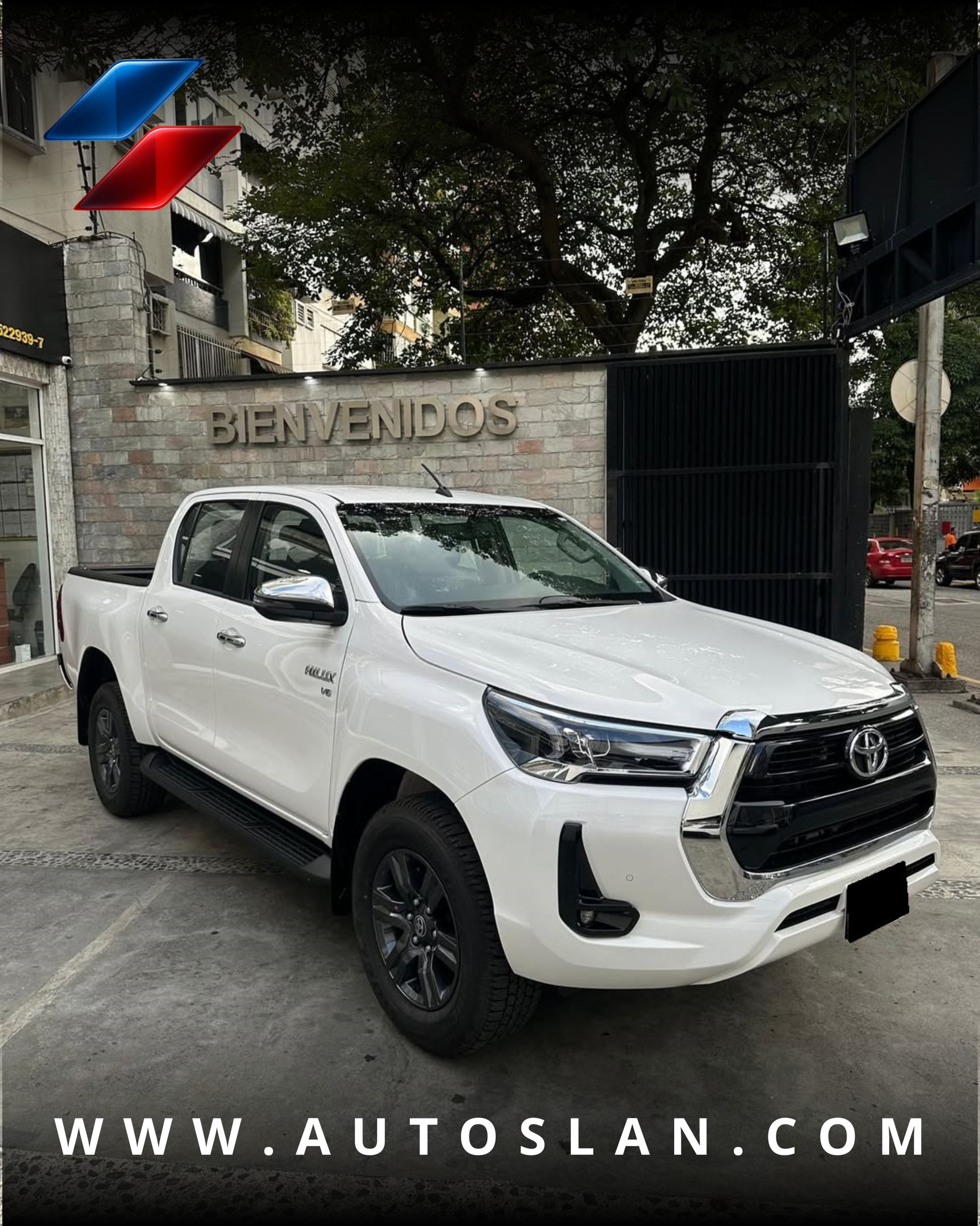 TOYOTA HILUX SRX 2025