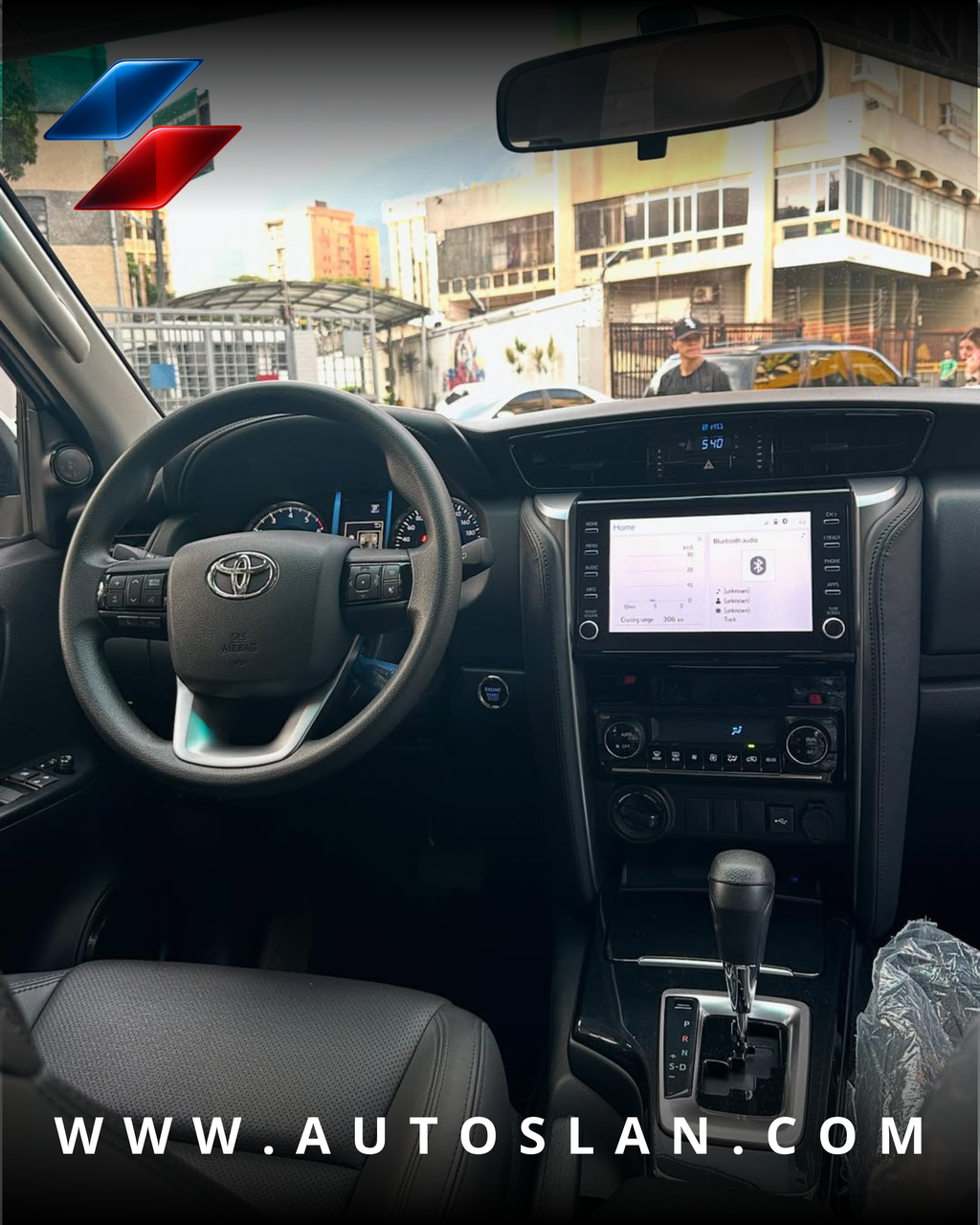 TOYOTA FORTUNER SRX 2025