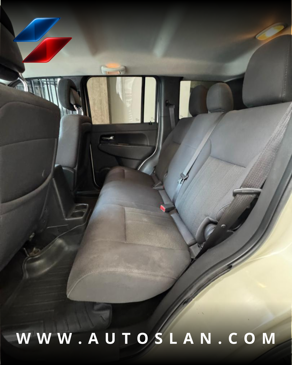 JEEP CHEROKEE SPORT 2011